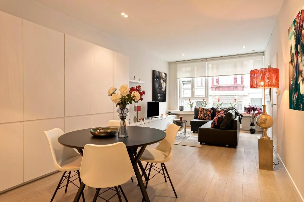 Top Located Cozy Apartments Next To Kmska Antuérpia 0*,